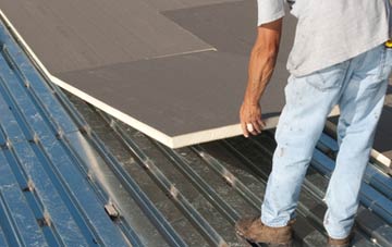 benefits of insulating Cumdivock flat roofing